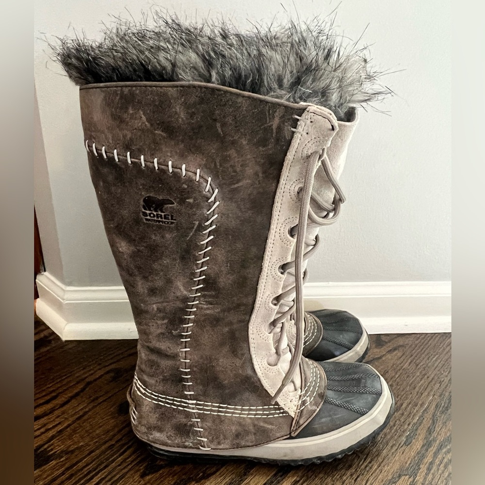 Women’s Sorel Boots - Size 6